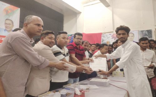 শরীয়তপুরে ছাত্রদলের প্রাথমিক সদস্য ফরম বিতরণ কর্মসূচি 