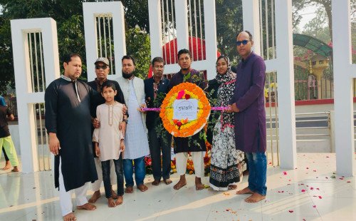 বাজিতপুর উপজেলা রিপোর্টার্স ক্লাবের প্রভাত ফেরী ও শহীদদের প্রতি শ্রদ্ধা নিবেদন 