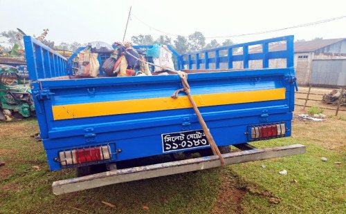 শ্রীমঙ্গলে শ্রমিক বোঝাই পিকআপ উল্টে নিহত ২, গুরুতর আহত ১৮