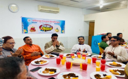 বাজিতপুর উপজেলা রিপোর্টার্স ক্লাবের উদ্যোগে ইফতার ও দোয়া মাহফিল অনুষ্ঠিত 