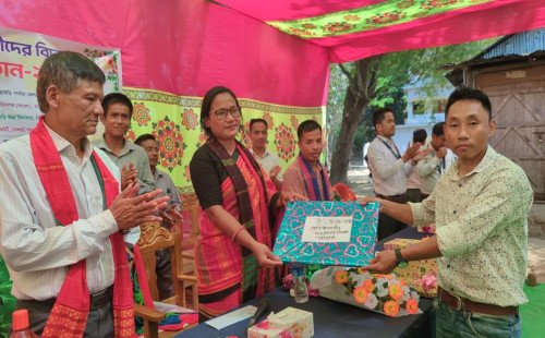 খাগড়াছড়িতে এসএসসি পরীক্ষার্থীদের বিদায় অনুষ্ঠান 