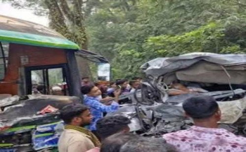 চট্টগ্রাম লোহাগাড়ায় সড়ক দুর্ঘটনায় নিহতদের পরিচয় পাওয়া গেছে 