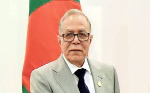 সবুজ সংকেত পেয়ে  দেশ ছাড়লেন সাবেক রাষ্ট্রপতি আবদুল হামিদ 