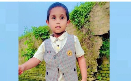 কসবায় নিখোঁজের ৭ দিন পর শিশুর অর্ধগলিত মরদেহ উদ্ধার 