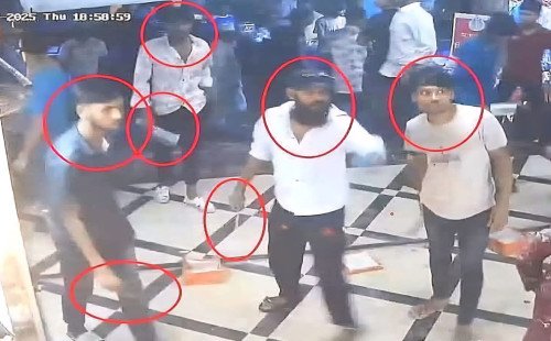 চান্দনা চৌরাস্তায় সাংবাদিক হত্যায় পাঁচজন আটক, সিসিটিভি ফুটেজে মিলিয়ে সনাক্তকরণ চলছে 