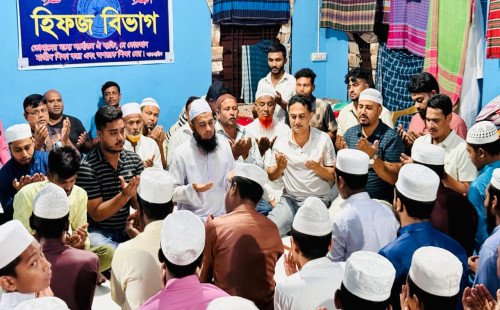 শার্শায় অনিন্দ্য ইসলাম অমিতের জন্মদিনে দোয়া মাহফিল 