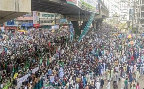 চট্টগ্রামে ঐতিহ্যবাহী জশনে জুলুসে জনসমুদ্র 